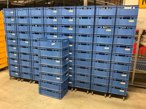 Stacking crates (87x)