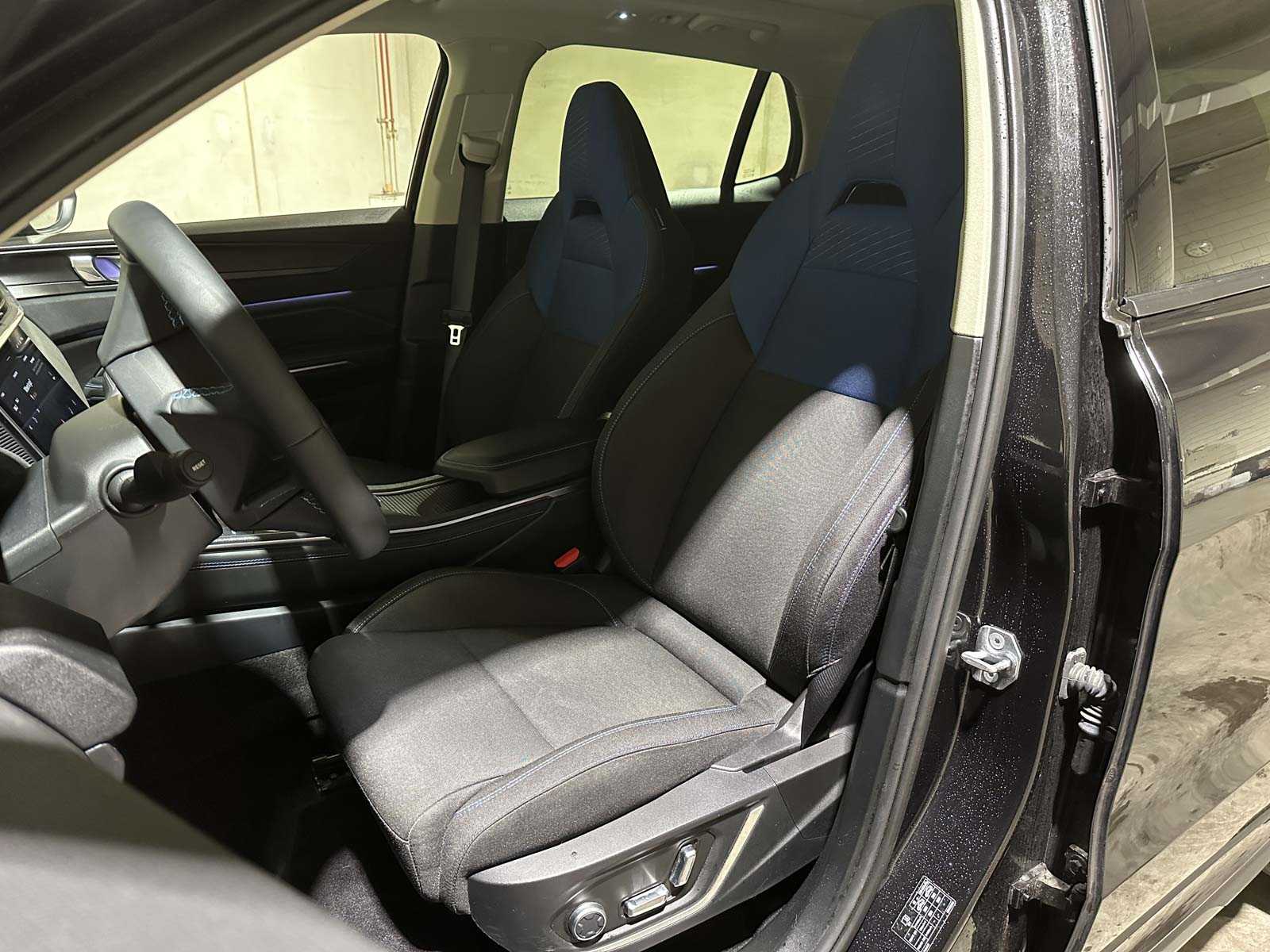 Lynk & Co 01 1.5 179pk 2022, T-370-RP