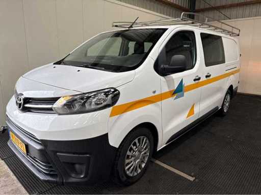 Toyota – PROACE Worker – Doppelkabine – Nutzfahrzeug – 2017