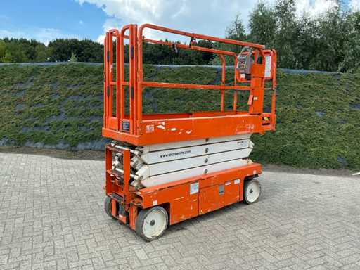 2016 Snorkel S3226E Luftarbeitsplattform