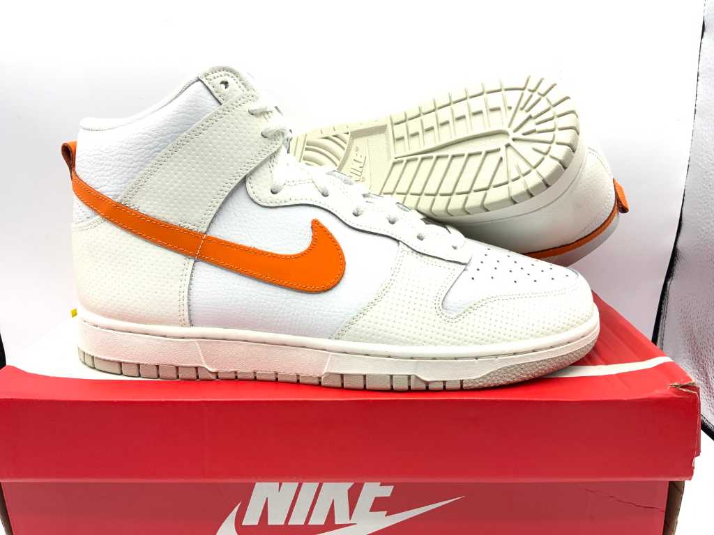 Adidași Nike Dunk High Summit White/Magma Orange 44