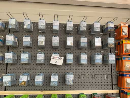 1 Charge Befestigungselemente