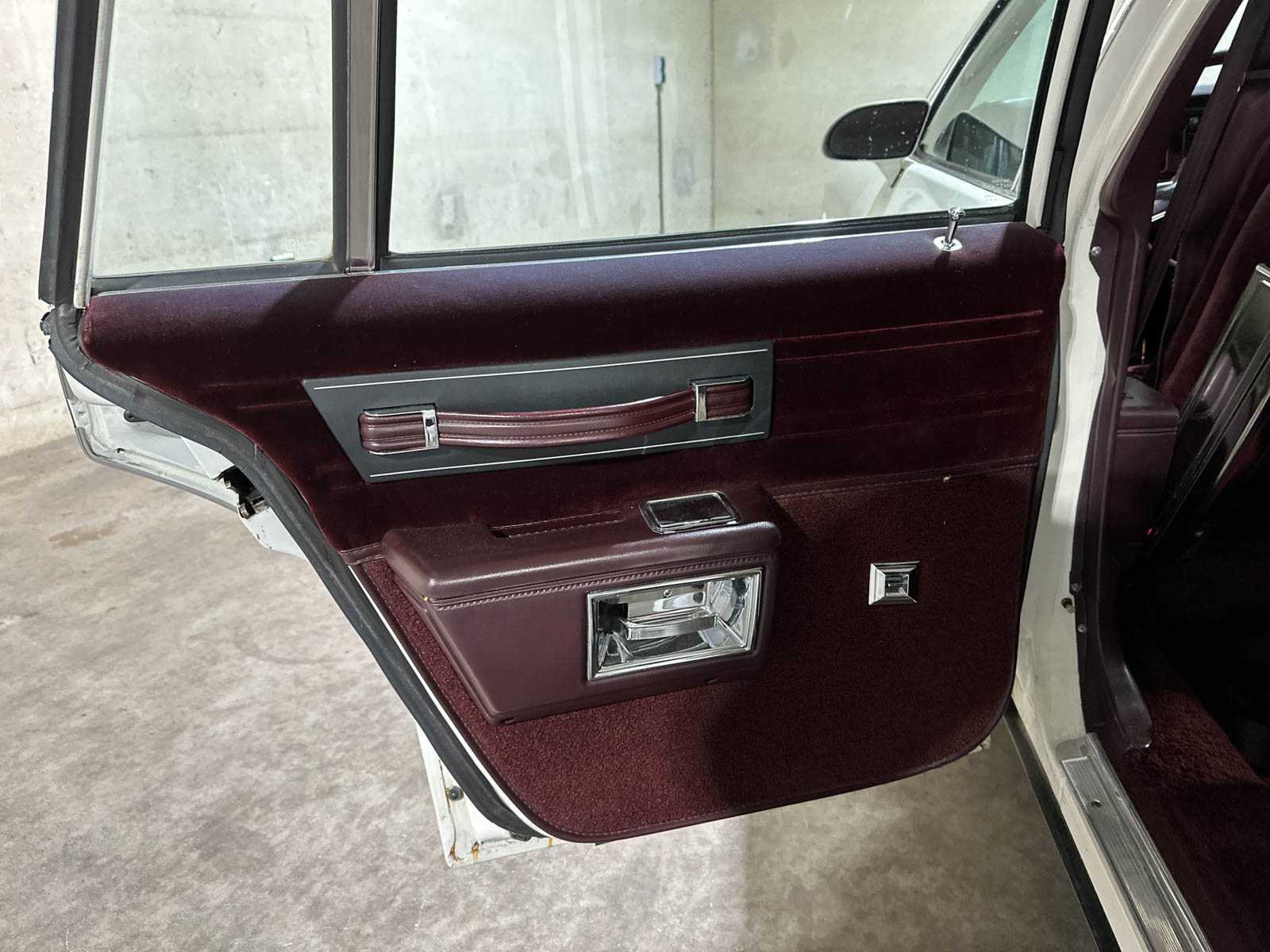 Chevrolet USA Caprice 5.0 Brougham 163pk 1986, 21-LZG-9