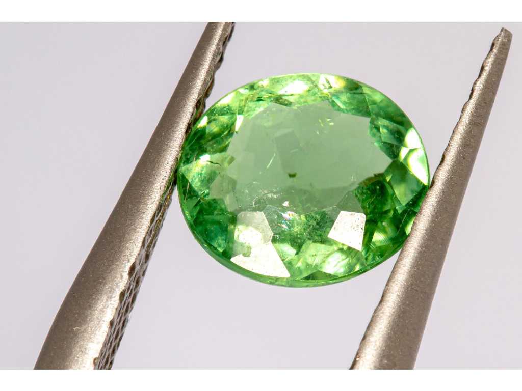 Tourmaline naturelle Verdelite (vert jaunâtre) 1,27 carat