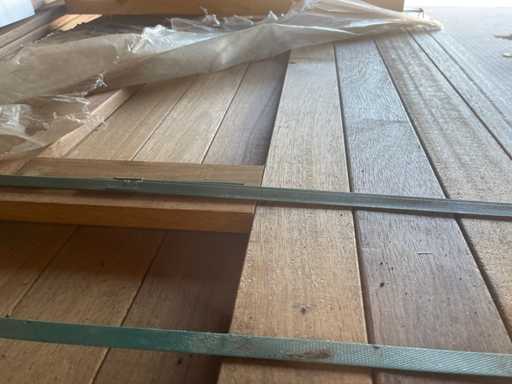 Guyana Teak Dielen gehobelt 1250x90x25mm (217x)