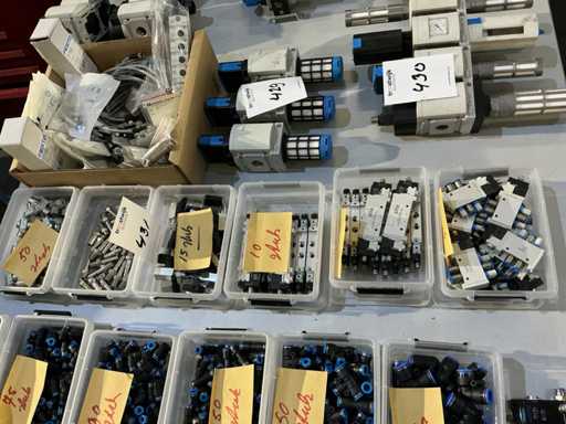 Batch Festo accessories (6x)