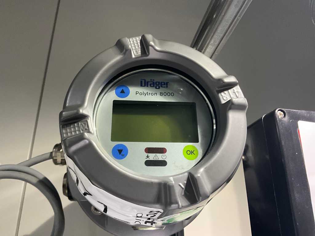 Dräger Polytron 8000 Gas detector with sensor Troostwijk Auctions