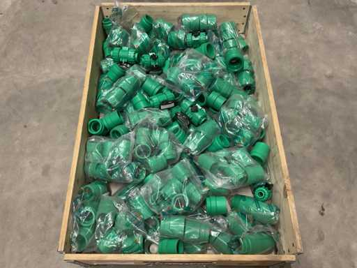 Batch of PP-R(CT) fittings