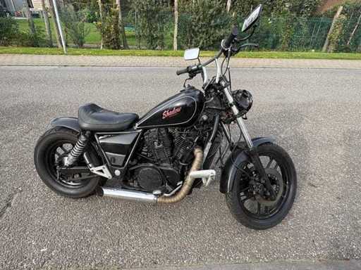 Honda - Chopper - VT 700C Shadow - Moto