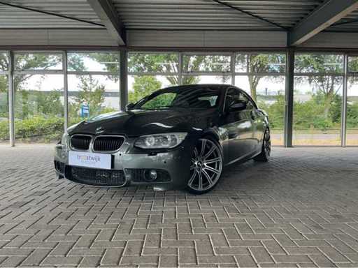 BMW 328i Cabriolet E93 | 3.0 I6 | Modelljahr 2011 | Youngtimer | 230 PS | Hinterradantrieb | Mehrwertsteuerwagen