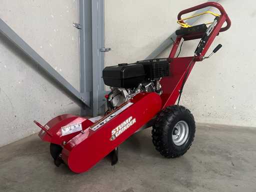 Broyeur de souches de rato