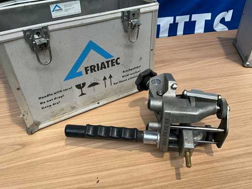 Éplucheuse à extrémités de tubes Friatec FESG 226