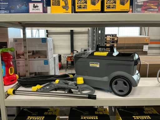 Kärcher Professional Spray Extraction Cleaner