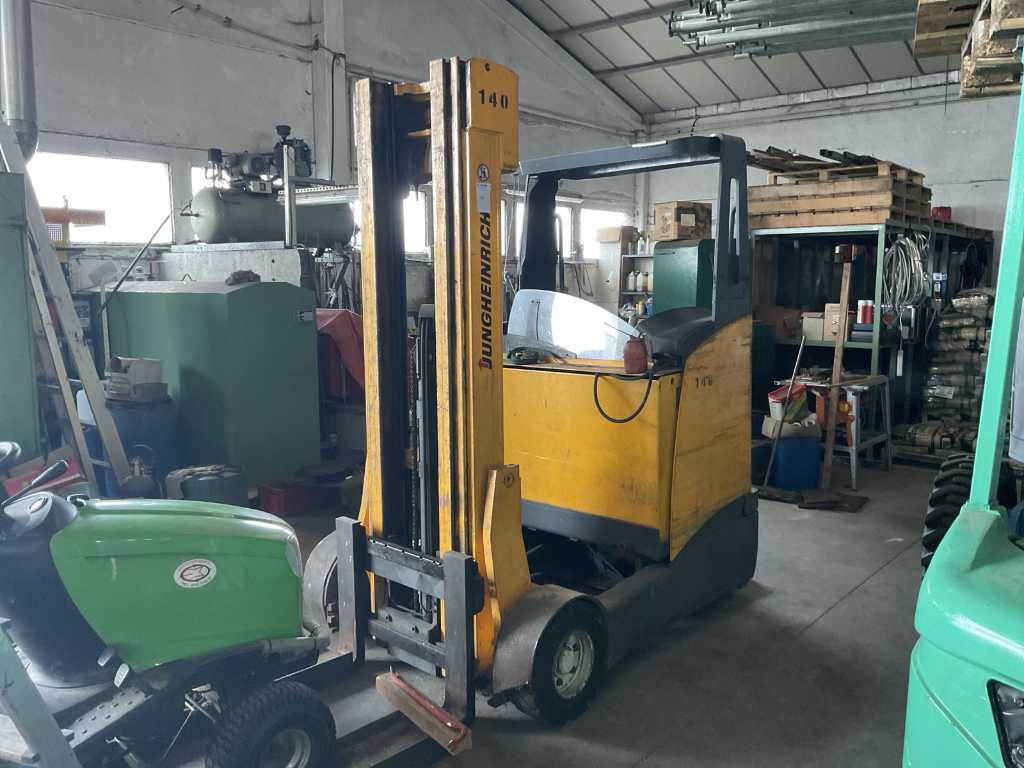 2008 Jungheinrich ETVC16 Carrello retrattile ANTEPRIMA