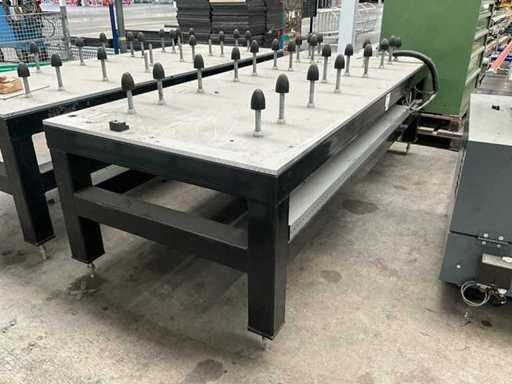 Heavy metal worktable module UNATA