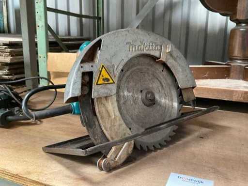 Makita SR2600 Hand Circular Saw Machine