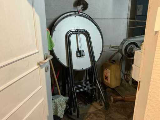 Produits d’entretien et tables debout