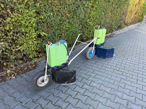 Brouettes de seringue empoisonnée (2x)