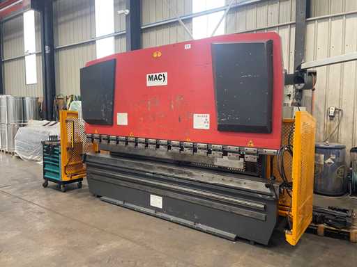 MAC WC67Y-140×3600 Presă hidraulică