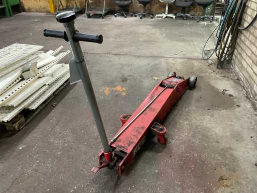 1999 OMCN KG 10000 Garagekrik