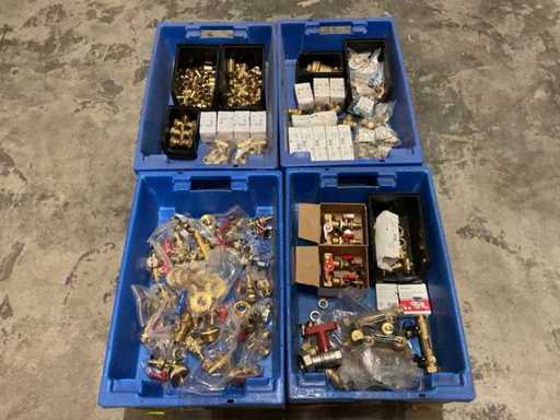 Lotto di materiale per l'installazione