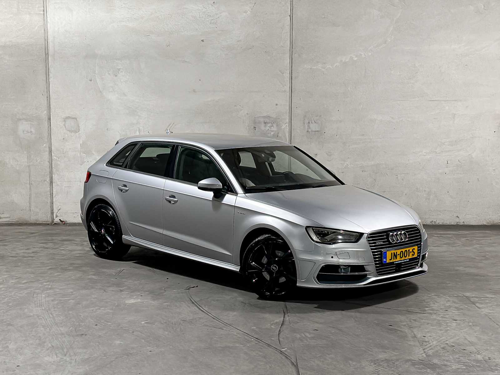 Audi A3 Sportback 1.4 e-tron PHEV Ambition Pro Line plus 204pk 2016 (Origineel-NL), JN-001-S