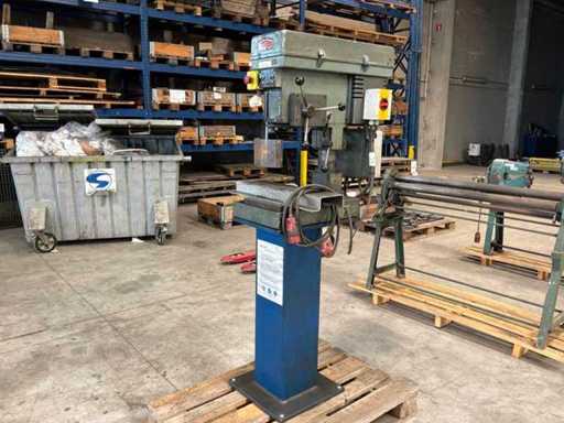 1982 Syderic SN18 UA Column Drilling Machine