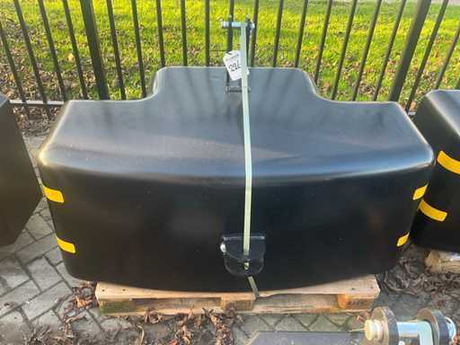 Front weight, "1450kg"