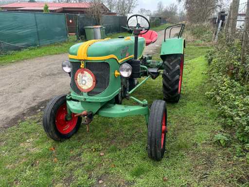 Tracteur Güldner 18 PS Oldtimer 1957