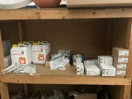 Verschiedene sanitäre Versorgungsgüter