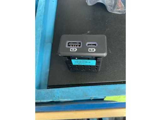 Molex - USB Dual Charger Ports Modul – 795405067