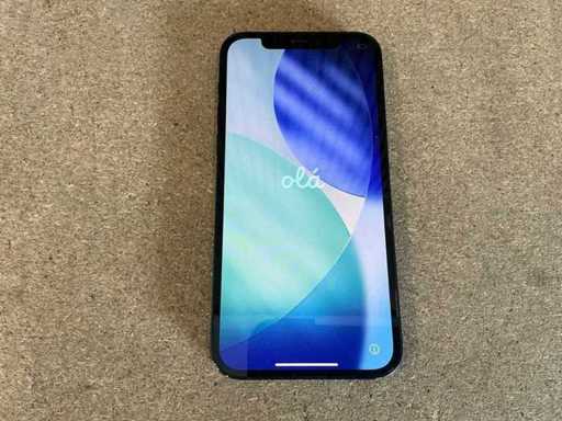 Apple iPhone 12 (64GB)
