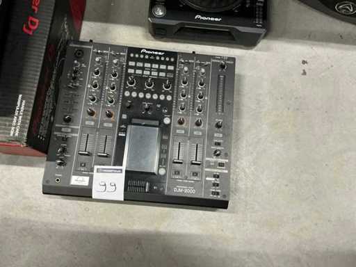 Console de mixage Pioneer DJM-2000