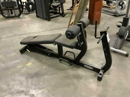 Technogym Pure abdominal crunch bench Bieżnia