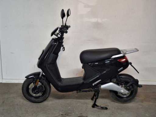 Iva E-Go 45 km electric moped scooter