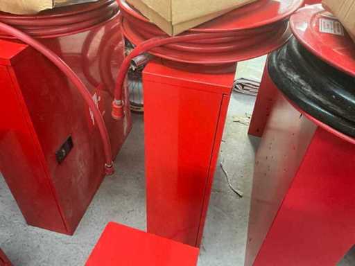 Fire hose cabinet