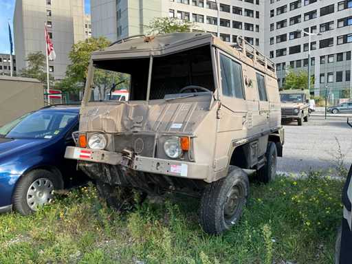 1974 Steyr Pinzgauer 710 Vehicul al armatei