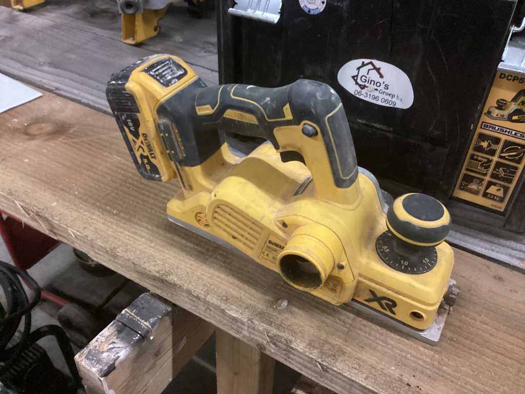 DeWalt DCP580 Planer Troostwijk Auctions