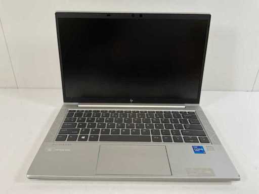 HP EliteBook 830 G8 13.3", Core(TM) i7 11ª generazione, 16 GB di RAM, 512 GB NVMe Laptop