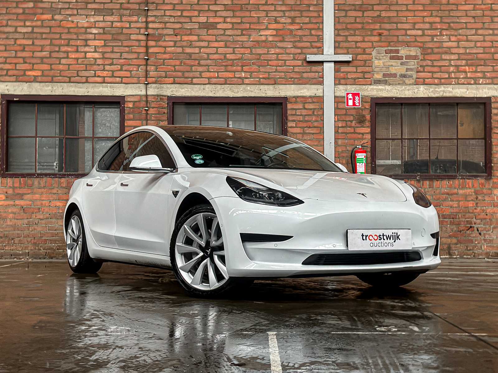 Tesla Model 3 Stnd.RWD Plus 60 kWh 238pk 2020, K-215-FG