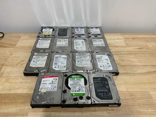Dywizja 3.5'' SATA wewnętrzny HDD 2000GB (15x)