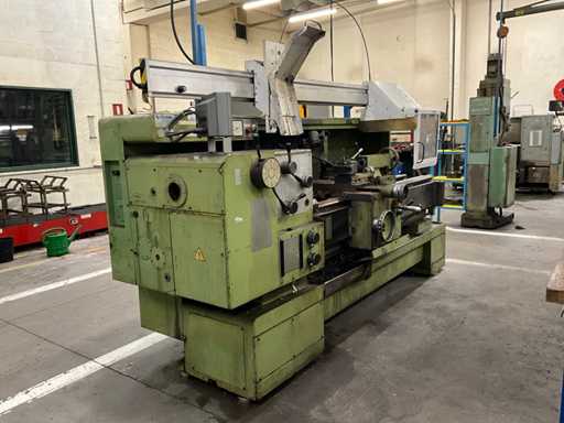 Tornio orizzontale TOS Trenchin SUI 40A/1500