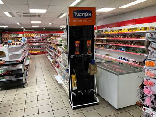 Étagères de magasins