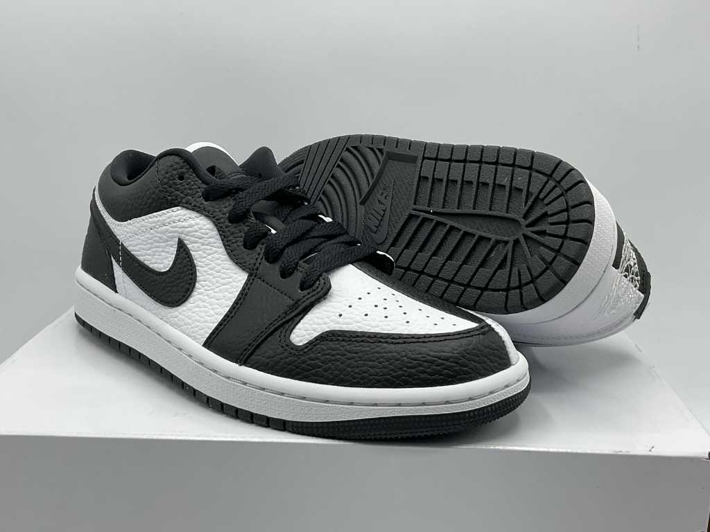 Jordan 1 low discount 38