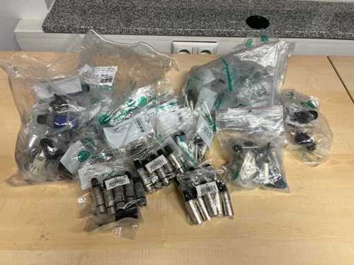 Neutrik - New Goods, Audio Plugs, Speakon, XLR etc.