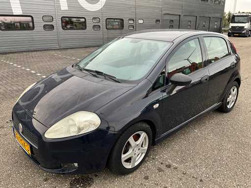2011 Fiat Grande Punto Personenauto 82-PGX-3
