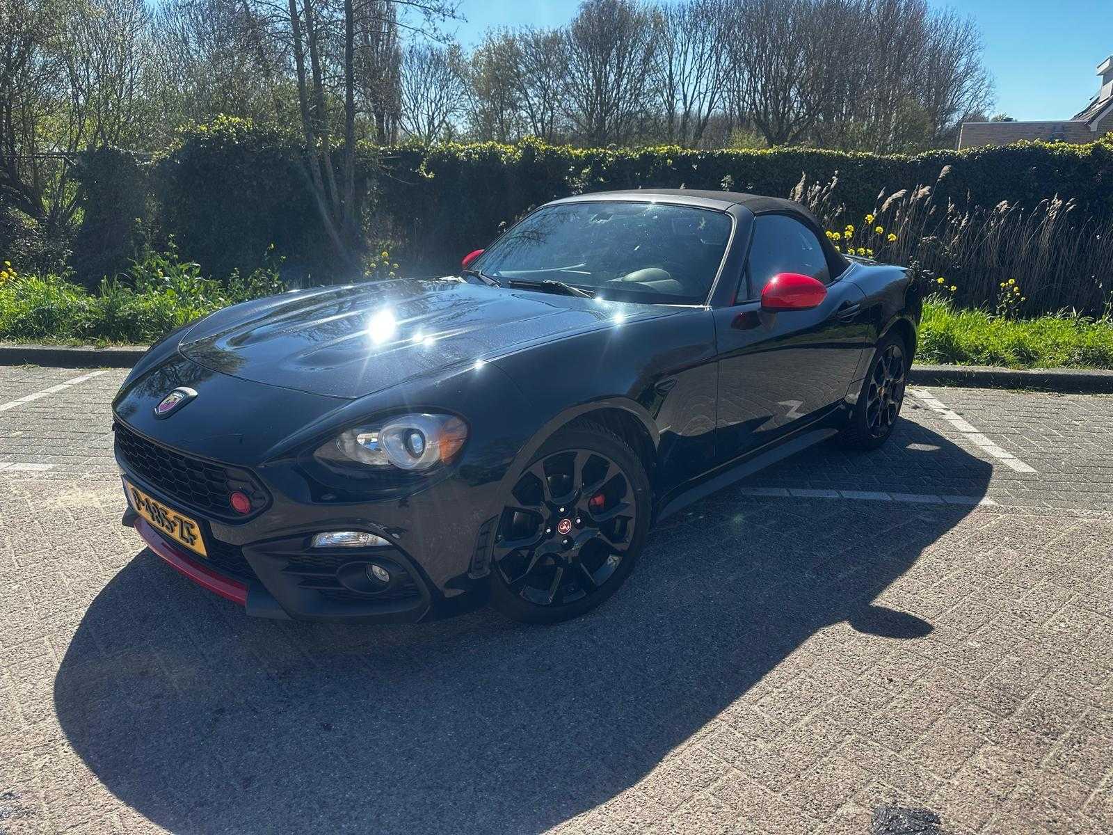 Fiat 124 Spider 1.4 MultiAir Turbo Abarth; P-485-ZF
