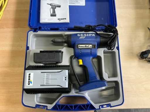 GESIPA Powerbird Pro Mechanical Blind Rivet Gun
