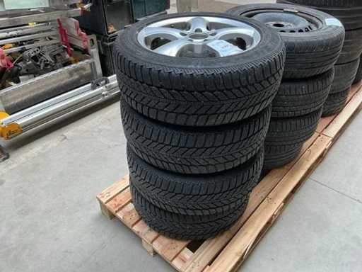 Fulda Kristall Control HP Car tire with aluminum rim (4x)
