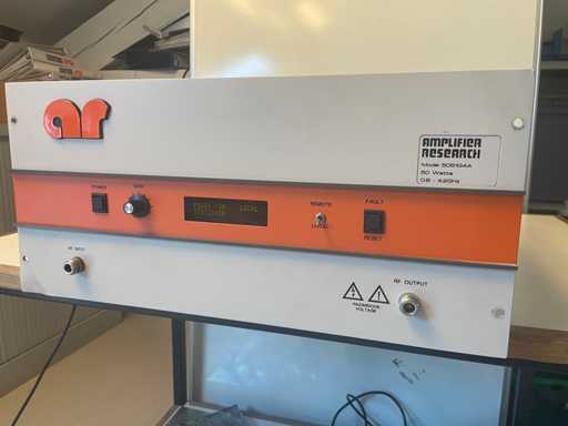 AG - 50S1G4A - 50W 0,8-4Ghz versterker